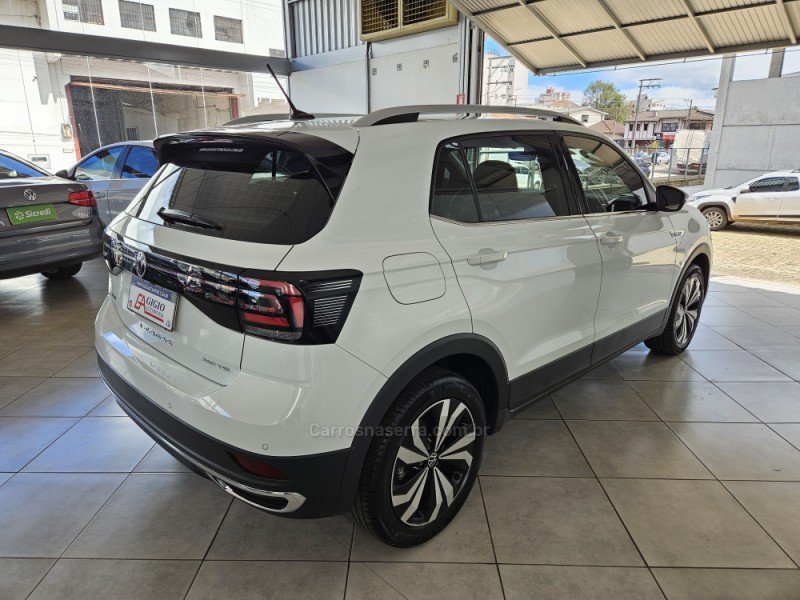 T-CROSS 1.4 HIGHLINE TSI 16V FLEX 4P AUTOMÁTICO - 2022 - TAPEJARA