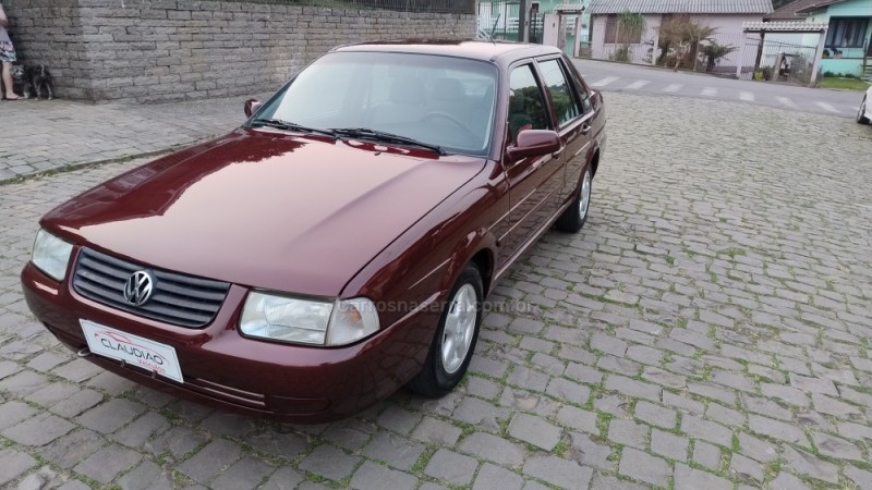 SANTANA 1.8 MI 8V GASOLINA 4P MANUAL - 2000 - BENTO GONçALVES