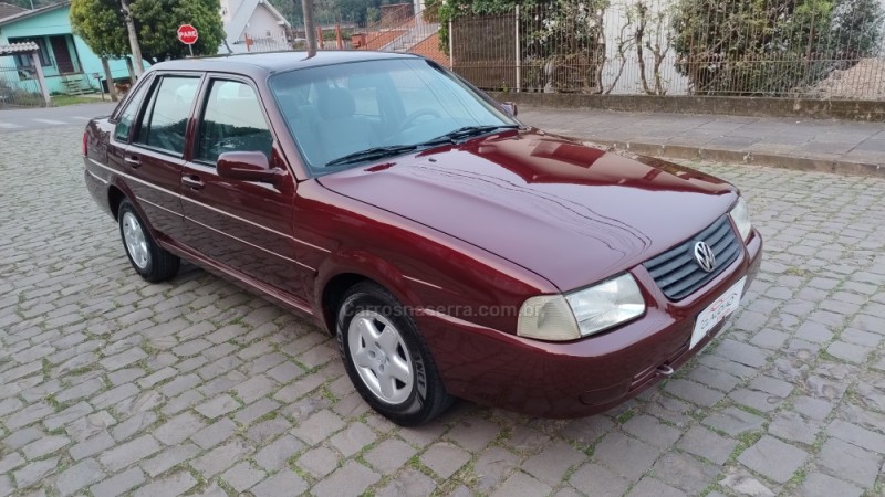 SANTANA 1.8 MI 8V GASOLINA 4P MANUAL - 2000 - BENTO GONçALVES