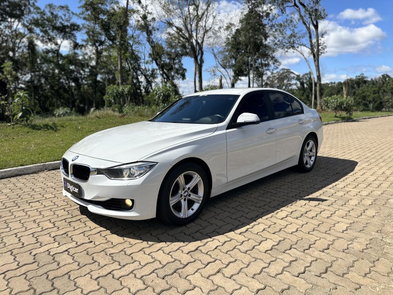 320I 2.0 16V TURBO ACTIVE FLEX 4P AUTOMÁTICO - 2015 - LAJEADO