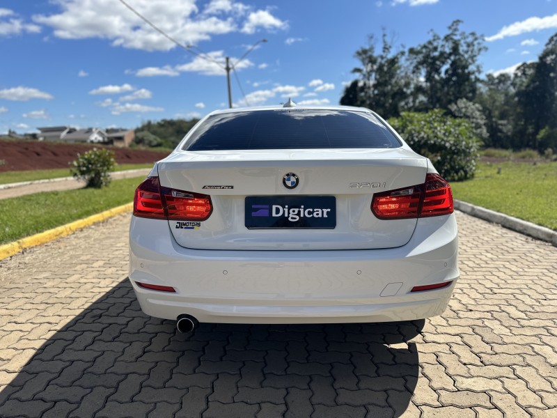 320I 2.0 16V TURBO ACTIVE FLEX 4P AUTOMÁTICO - 2015 - LAJEADO