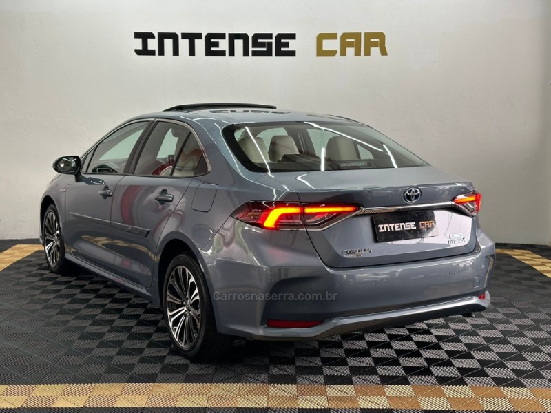 COROLLA 1.8 ALTIS PREMIUM 16V HÍBRIDO 4P AUTOMÁTICO - 2021 - NOVO HAMBURGO