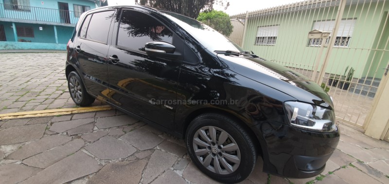 FOX 1.0 ITREND 8V FLEX 4P MANUAL - 2011 - CAXIAS DO SUL