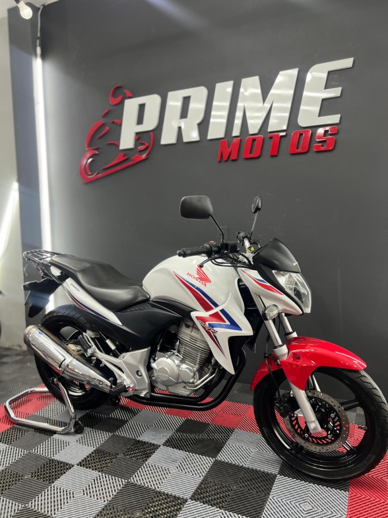 CB 300R  - 2014 - NOVO HAMBURGO