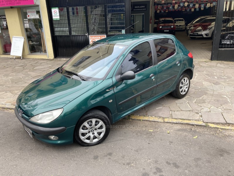 206 1.6 SOLEIL 16V GASOLINA 4P MANUAL - 2003 - CAXIAS DO SUL