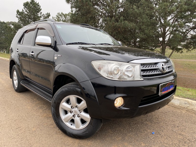 HILUX SW4 2.7 SRV 4X2 16V FLEX 7 LUGARES 4P AUTOMÁTICO - 2010 - VACARIA