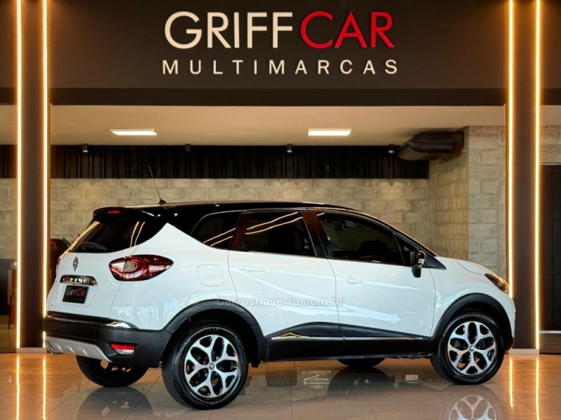 CAPTUR 2.0 16V FLEX INTENSE AUTOMÁTICO - 2018 - DOIS IRMãOS