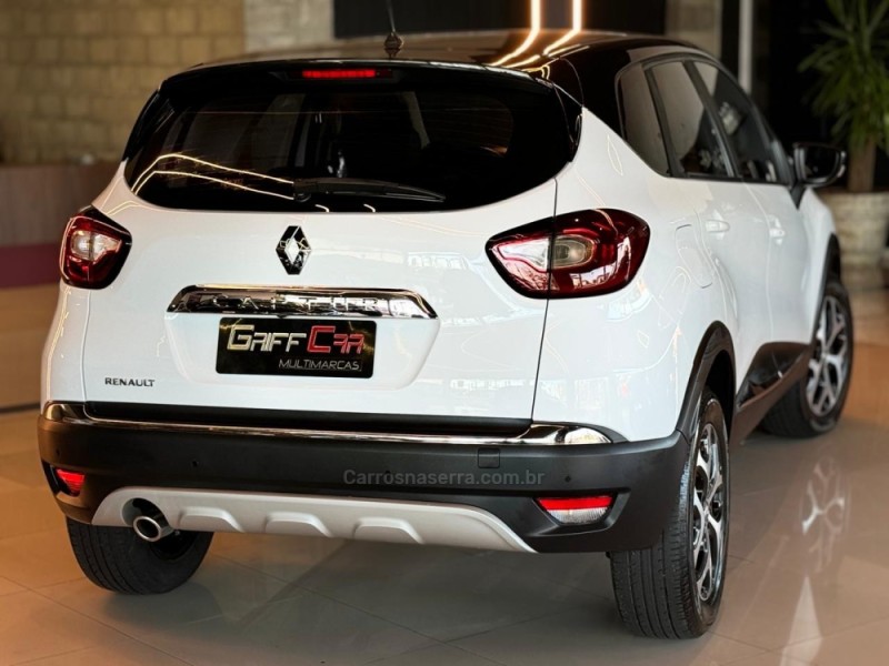 CAPTUR 2.0 16V FLEX INTENSE AUTOMÁTICO - 2018 - DOIS IRMãOS