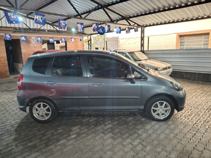 FIT 1.4 LX 8V GASOLINA 4P MANUAL - 2007 - GUAPORé