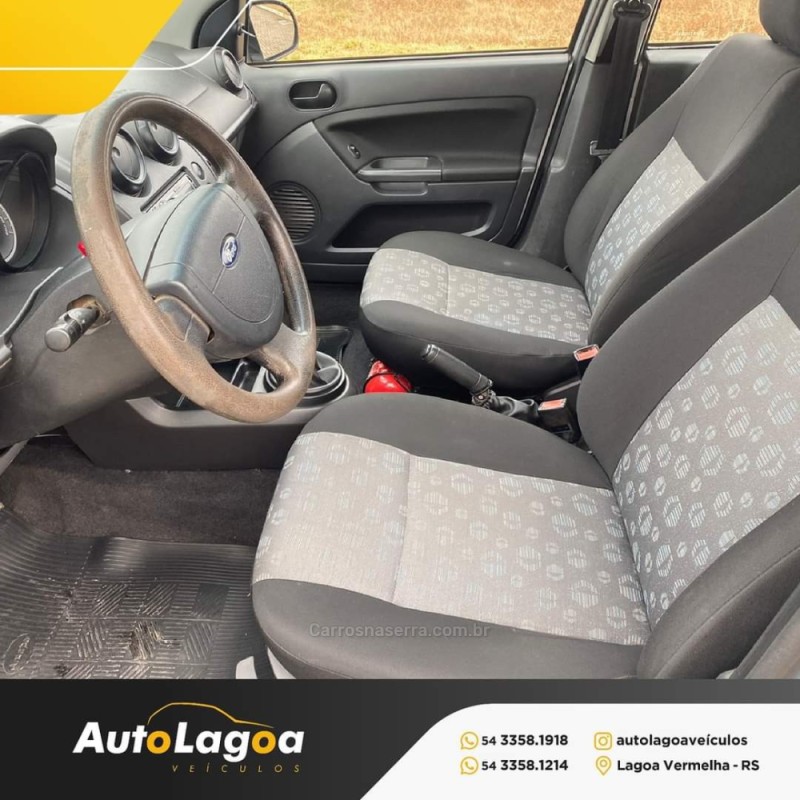 FIESTA 1.0 MPI HATCH 8V FLEX 4P MANUAL - 2012 - LAGOA VERMELHA