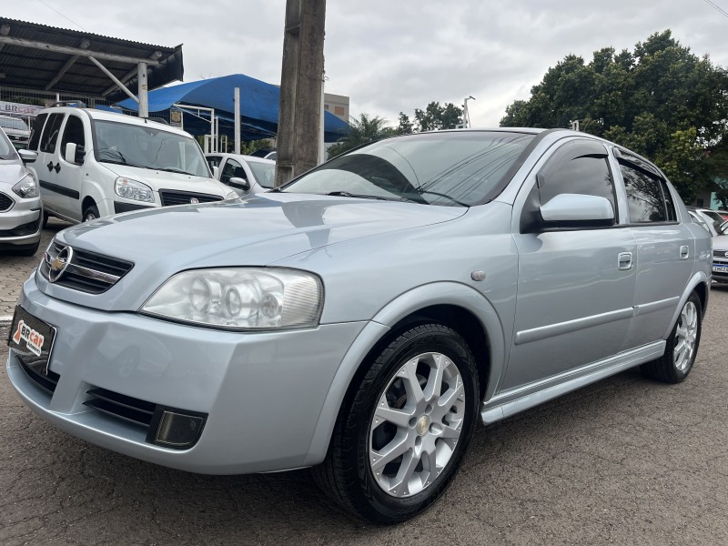 ASTRA 2.0 MPFI ADVANTAGE SEDAN 8V FLEX 4P MANUAL - 2011 - DOIS IRMãOS