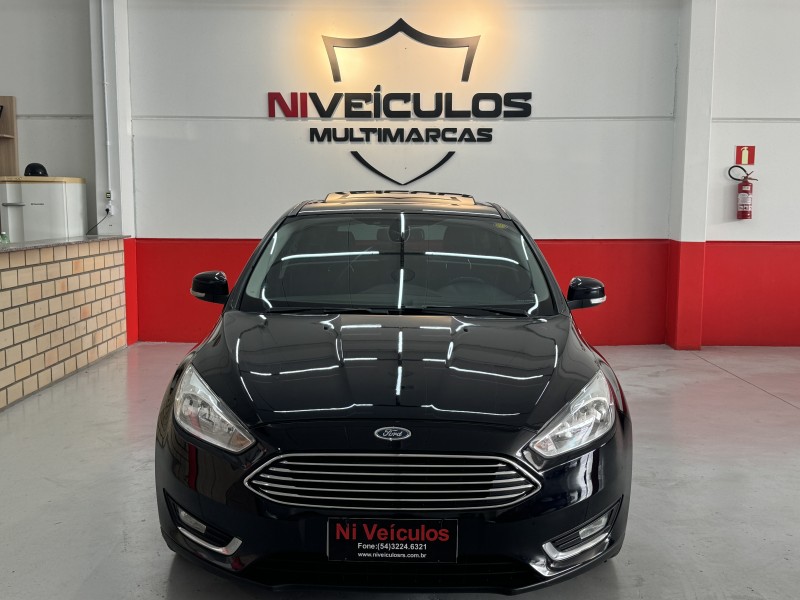 FOCUS 2.0 TITANIUM PLUS HATCH 16V FLEX 4P AUTO - 2017 - CAXIAS DO SUL