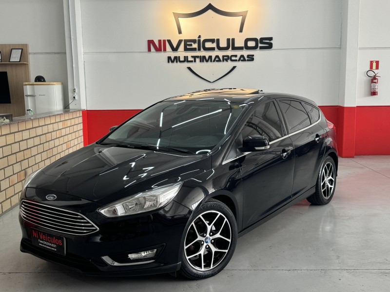 FOCUS 2.0 TITANIUM PLUS HATCH 16V FLEX 4P AUTO - 2017 - CAXIAS DO SUL