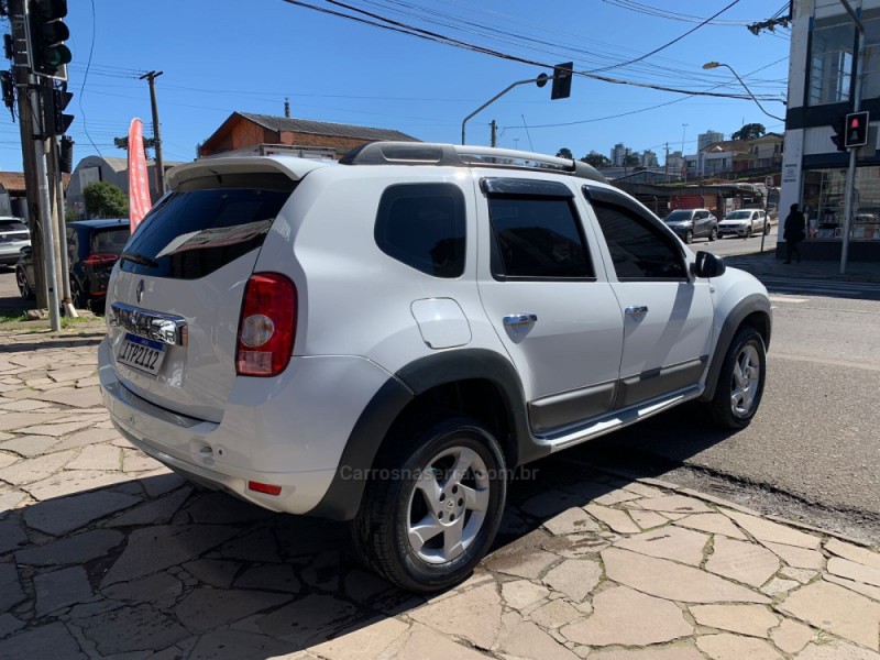 DUSTER 1.6 DYNAMIQUE 4X2 16V FLEX 4P MANUAL - 2013 - CAXIAS DO SUL