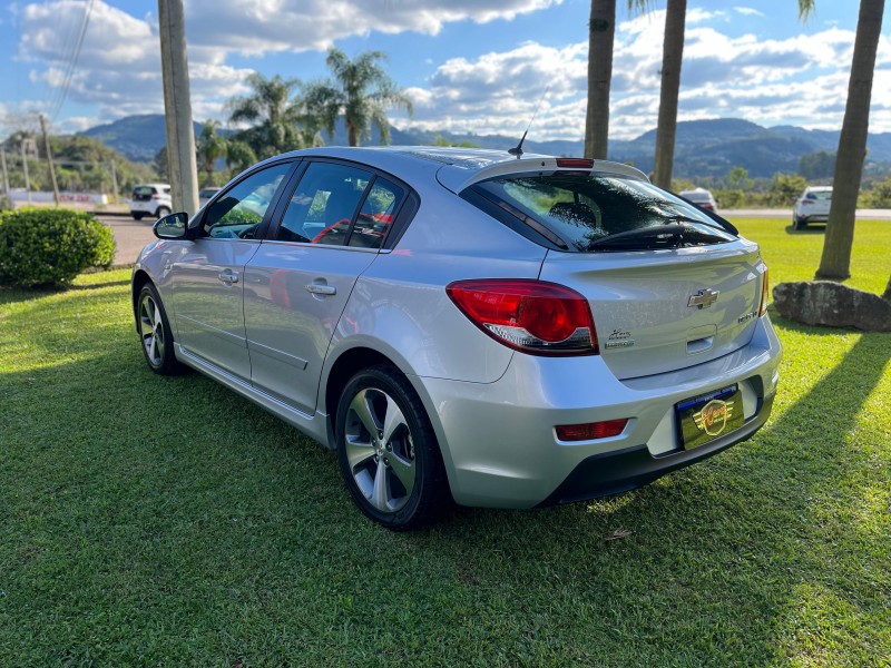 CRUZE 1.8 LT SPORT6 16V FLEX 4P AUTOMÁTICO - 2014 - BOM PRINCíPIO