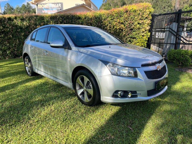 CRUZE 1.8 LT SPORT6 16V FLEX 4P AUTOMÁTICO - 2014 - BOM PRINCíPIO