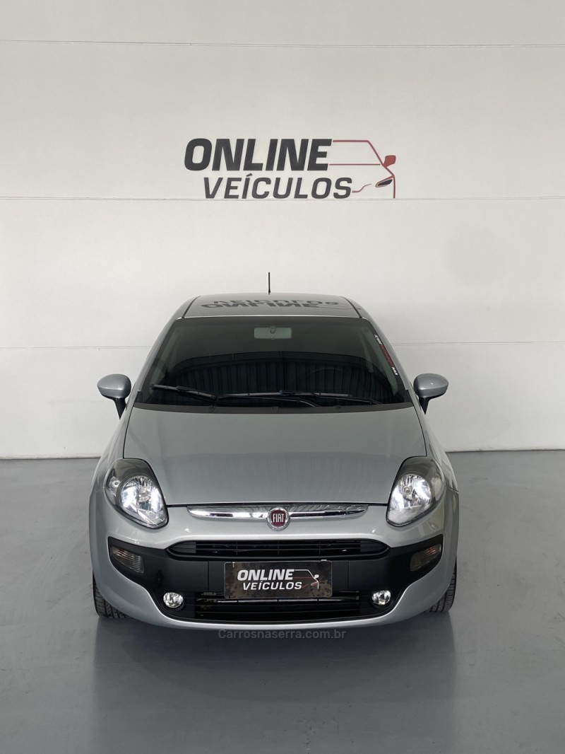 PUNTO 1.4 ATTRACTIVE 8V FLEX 4P MANUAL - 2014 - FARROUPILHA