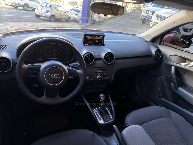 A1 1.4 TFSI SPORTBACK ATTRACTION 16V 122CV GASOLINA 4P S-TRONIC - 2014 - CAXIAS DO SUL