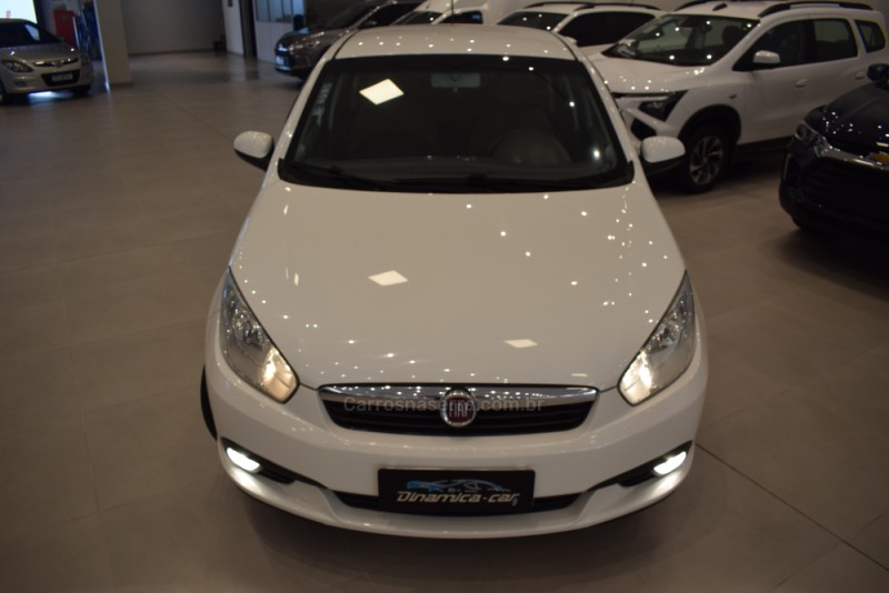 GRAND SIENA 1.6 MPI ESSENCE 16V FLEX 4P AUTOMATIZADO - 2014 - VENâNCIO AIRES