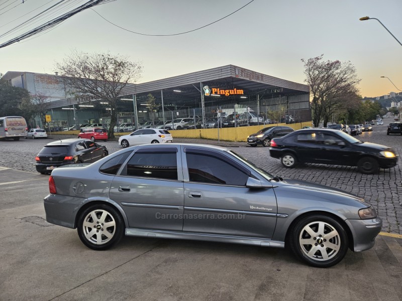 VECTRA 2.2 MPFI CHALLENGE 16V GASOLINA 4P MANUAL - 2001 - CAXIAS DO SUL