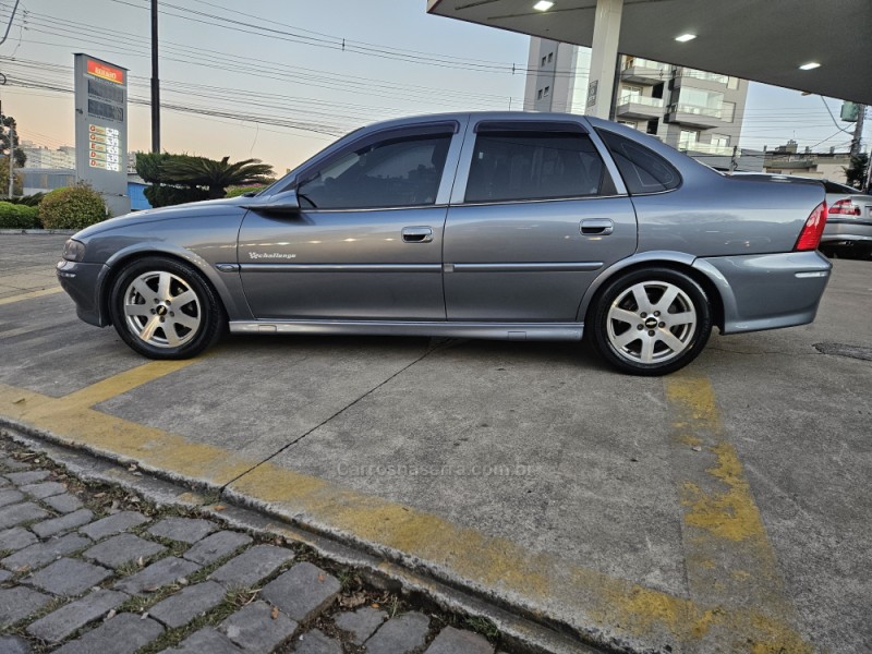 VECTRA 2.2 MPFI CHALLENGE 16V GASOLINA 4P MANUAL - 2001 - CAXIAS DO SUL