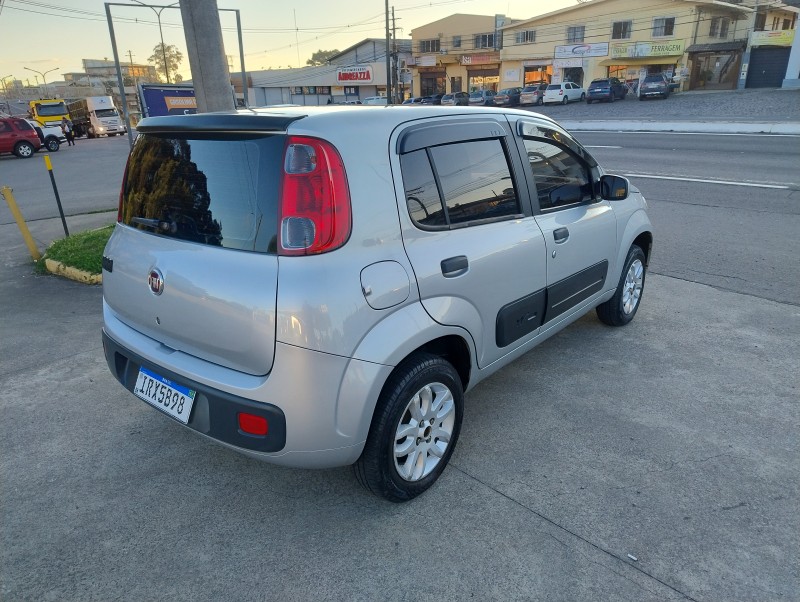 UNO 1.4 EVO ECONOMY 8V FLEX 4P MANUAL - 2011 - CAXIAS DO SUL