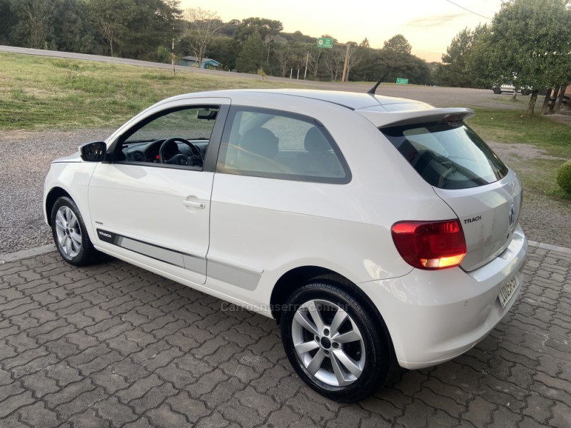 GOL 1.6 I 8V GASOLINA 2P MANUAL - 2014 - NOVA PRATA