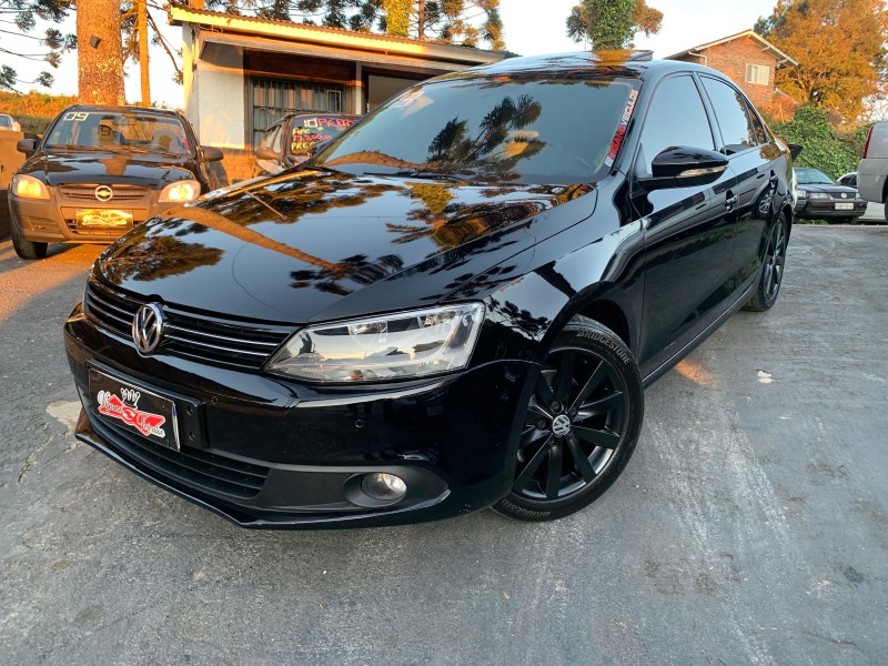 JETTA 2.0 COMFORTLINE FLEX 4P TIPTRONIC - 2013 - CAXIAS DO SUL