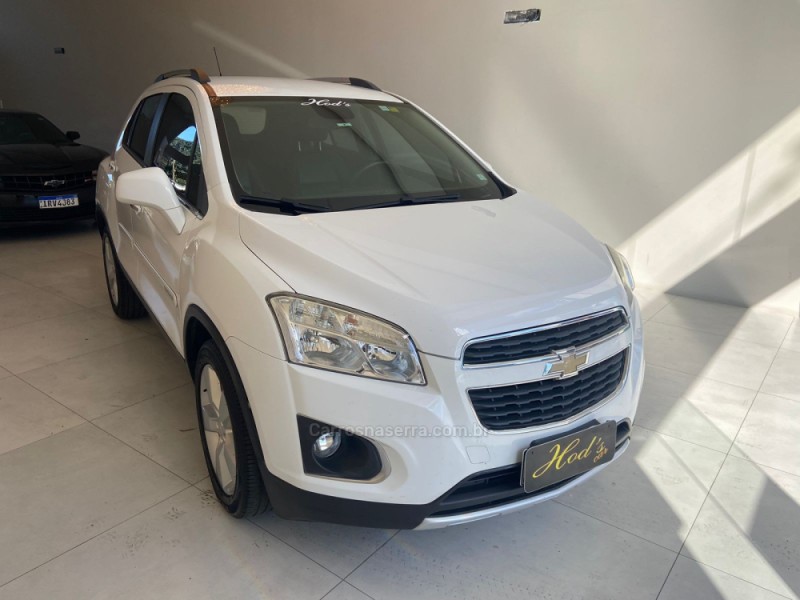 TRACKER 1.8 MPFI LTZ 4X2 16V FLEX 4P AUTOMÁTICO - 2015 - CANELA