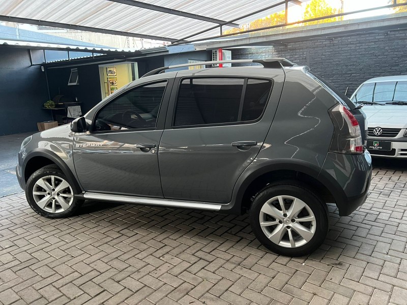 SANDERO 1.6 STEPWAY 16V FLEX 4P MANUAL - 2014 - CAXIAS DO SUL