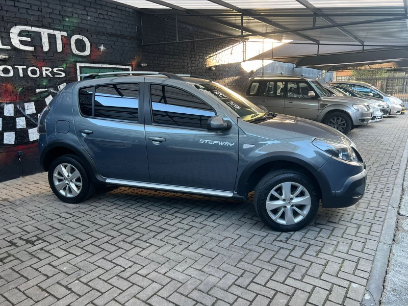 SANDERO 1.6 STEPWAY 16V FLEX 4P MANUAL - 2014 - CAXIAS DO SUL