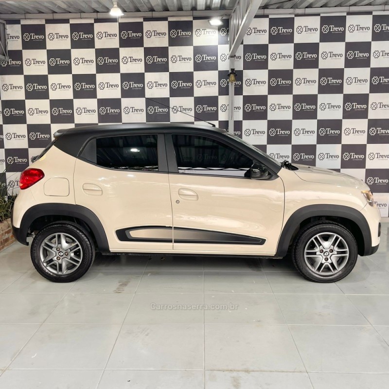 KWID 1.0 12V SCE FLEX INTENSE MANUAL - 2019 - TAQUARA