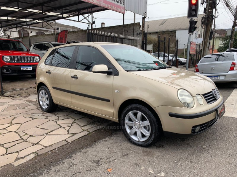 POLO 1.6 MI 8V FLEX 4P MANUAL - 2003 - CAXIAS DO SUL