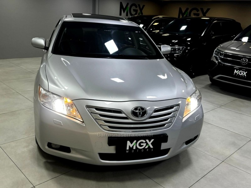 CAMRY 3.5 XLE V6 24V GASOLINA 4P AUTOMÁTICO - 2009 - PORTO ALEGRE