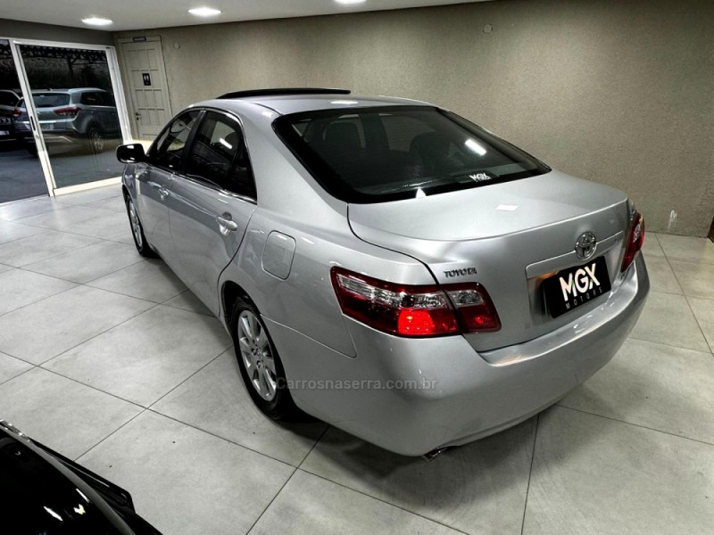 CAMRY 3.5 XLE V6 24V GASOLINA 4P AUTOMÁTICO - 2009 - PORTO ALEGRE