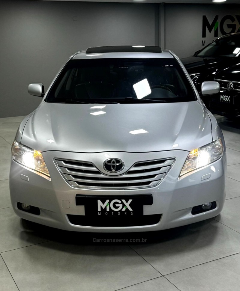 CAMRY 3.5 XLE V6 24V GASOLINA 4P AUTOMÁTICO - 2009 - PORTO ALEGRE