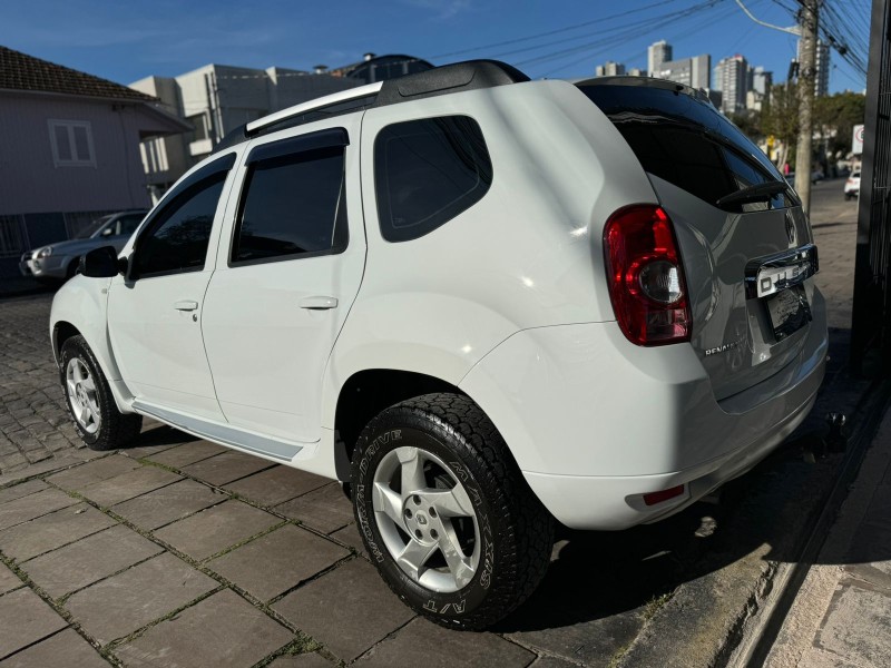 DUSTER 1.6 DYNAMIQUE 4X2 16V FLEX 4P MANUAL - 2012 - CAXIAS DO SUL