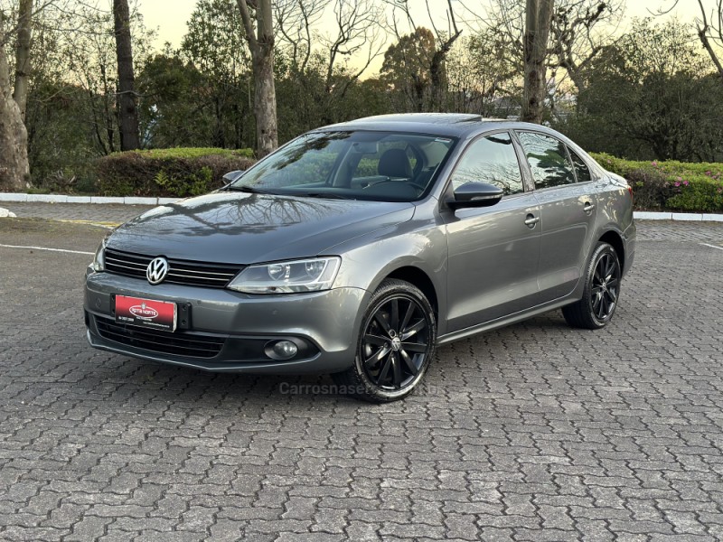 jetta 2.0 comfortline flex 4p tiptronic 2011 caxias do sul