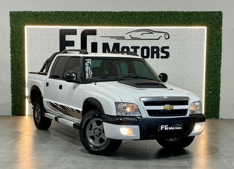 S10 2.4 MPFI RODEIO 4X2 CD 8V FLEX 4P MANUAL - 2011 - NOVO HAMBURGO