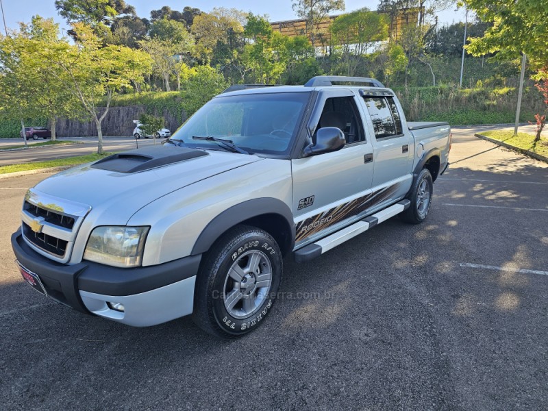 S10 2.4 MPFI RODEIO 4X2 CD 8V FLEX 4P MANUAL - 2011 - BENTO GONçALVES