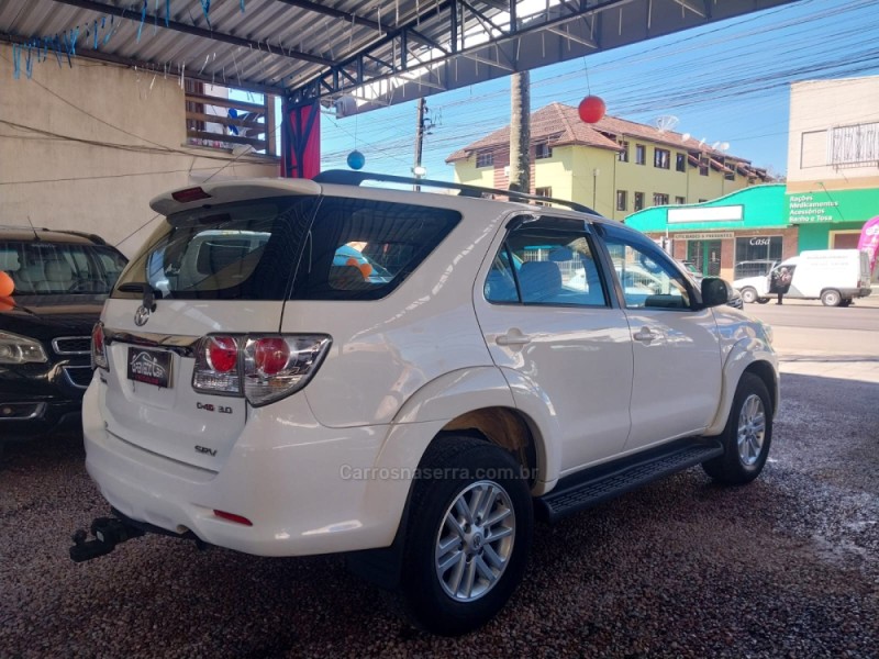 HILUX SW4 3.0 SRV 4X4 16V TURBO INTERCOOLER DIESEL 4P AUTOMÁTICO - 2013 - CANELA