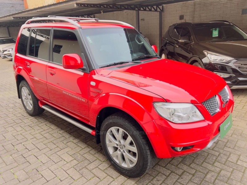 PAJERO TR4 2.0 4X2 16V 140CV FLEX 4P MANUAL - 2012 - NOVO HAMBURGO