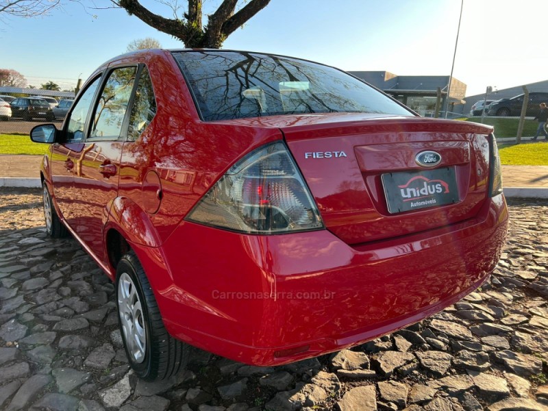 FIESTA 1.6 MPI CLASS SEDAN 8V FLEX 4P MANUAL - 2012 - DOIS IRMãOS