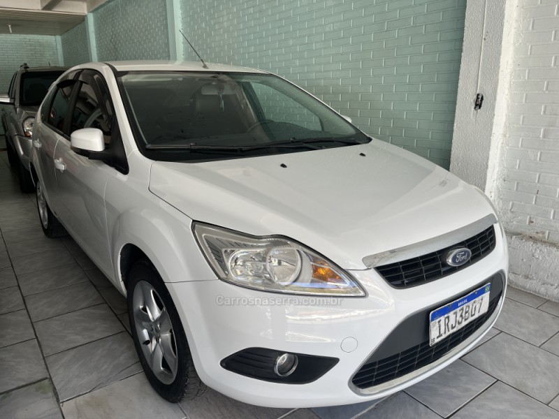 FOCUS 2.0 FC 16V GASOLINA 4P MANUAL - 2011 - BENTO GONçALVES