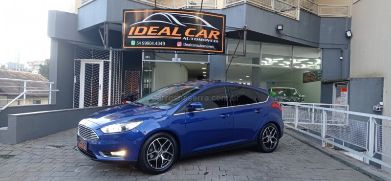 FOCUS 2.0 TITANIUM PLUS FASTBACK 16V FLEX 4P AUTOMÁTICO - 2016 - CAXIAS DO SUL