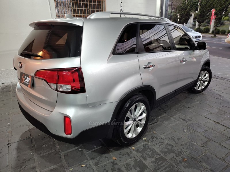 SORENTO 2.4 EX2 4X2 16V GASOLINA 4P AUTOMÁTICO - 2014 - CAXIAS DO SUL