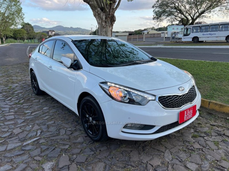 CERATO 1.6 SX3 16V FLEX 4P AUTOMÁTICO - 2014 - DOIS IRMãOS