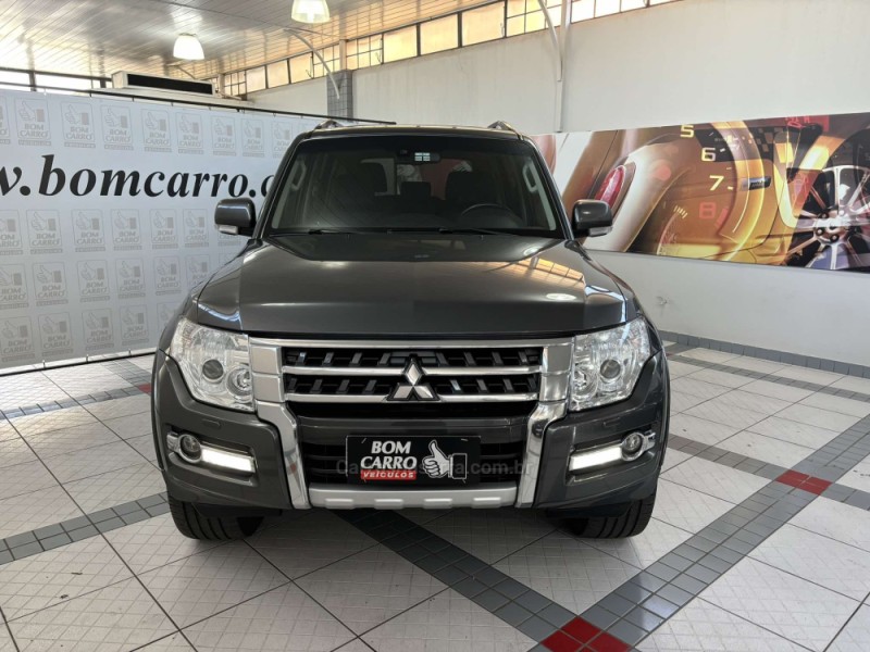 PAJERO FULL 3.2 HPE 4X4 16V TURBO INTERCOOLER DIESEL 4P AUTOMÁTICO - 2018 - PORTO ALEGRE