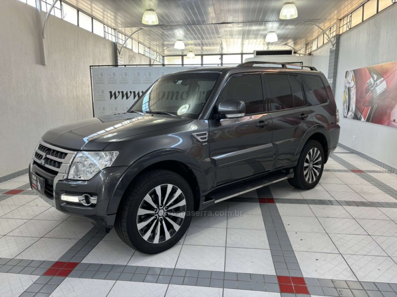 PAJERO FULL 3.2 HPE 4X4 16V TURBO INTERCOOLER DIESEL 4P AUTOMÁTICO - 2018 - PORTO ALEGRE