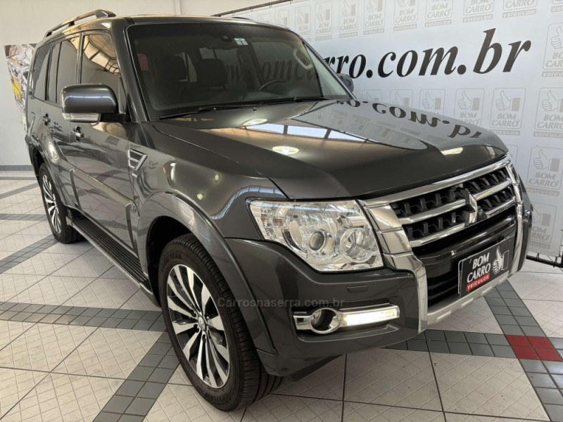 PAJERO FULL 3.2 HPE 4X4 16V TURBO INTERCOOLER DIESEL 4P AUTOMÁTICO - 2018 - PORTO ALEGRE